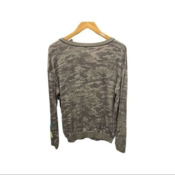 HoneyDew Camo Easy rider Sweatshirt size small NWT - Picture 3 of 12